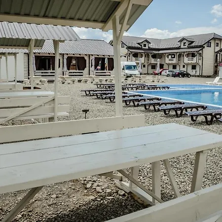 сонячна Hotel Solotvyno